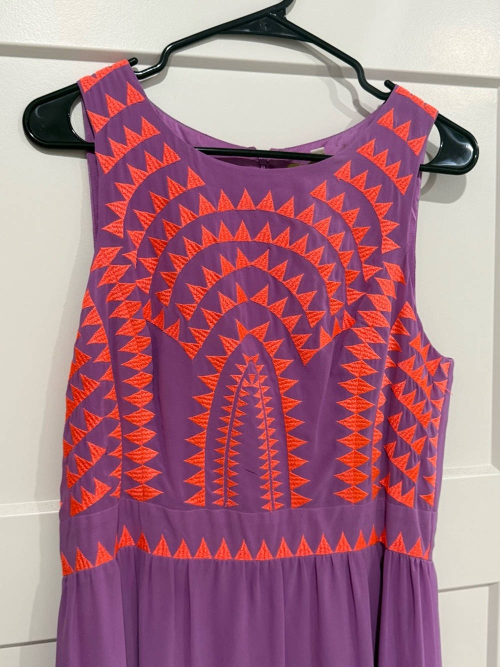 Gianni Bini Embroidered Maxi Dress | Size 10 | Purple & Coral Sleeveless Dress - Picture 3 of 6